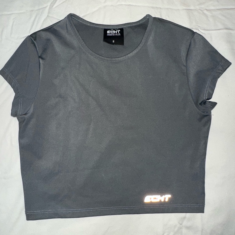 ECHT WORKOUT CROP TOP